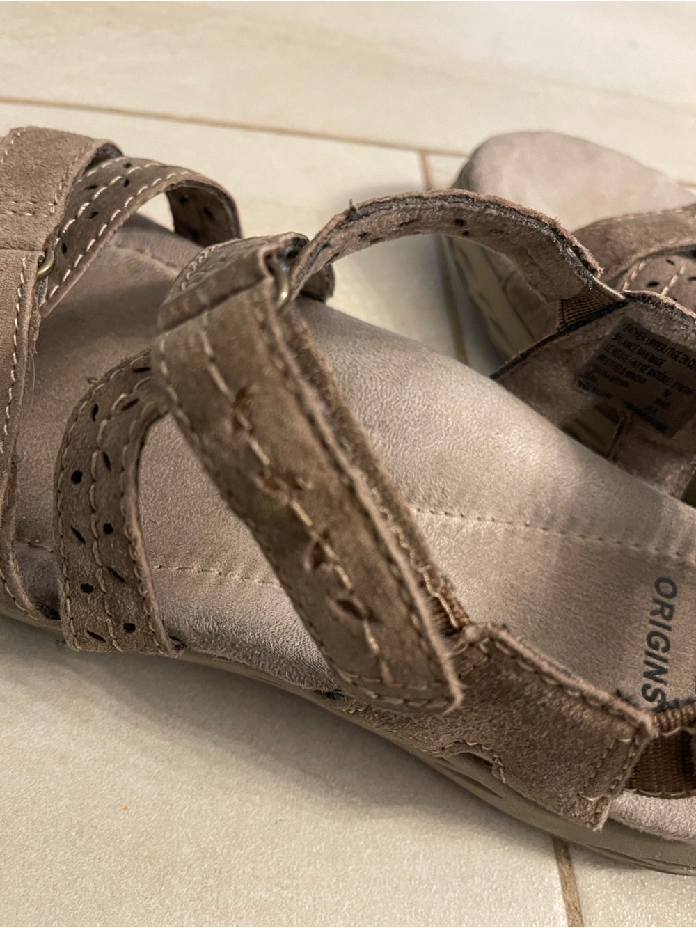 Women's Strappy Comfort Sandals Earth Origins size 7 - Picture 9 of 11